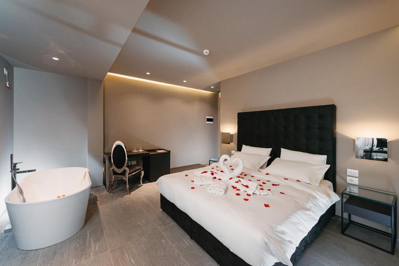 Hotel Egnatia Bërxull Extérieur photo